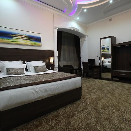 Lotte Palace Duszanbe Zewnętrze zdjęcie