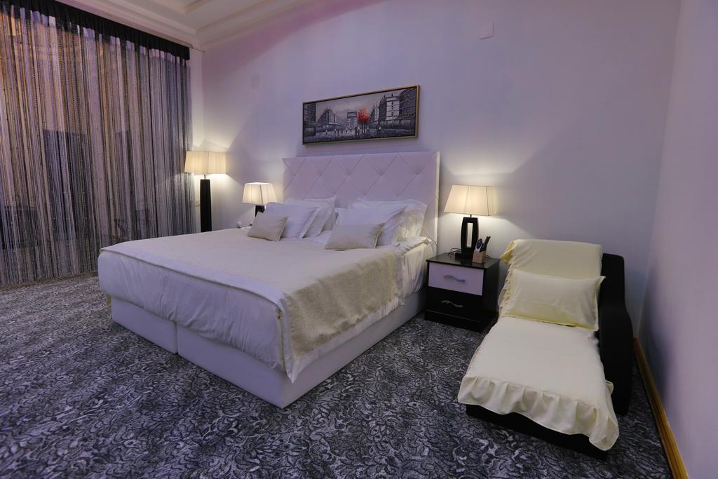Lotte Palace Duszanbe Zewnętrze zdjęcie