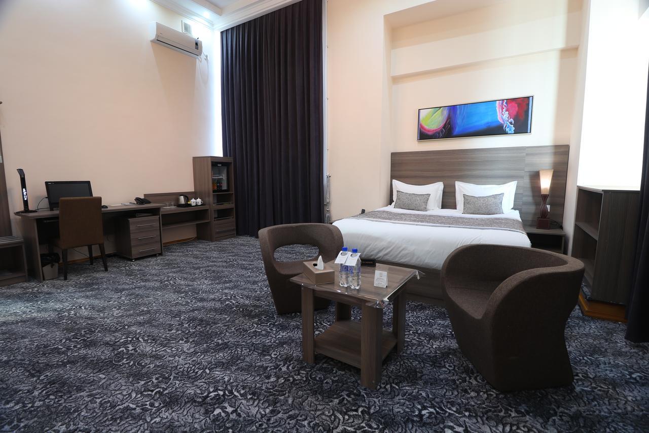 Lotte Palace Duszanbe Zewnętrze zdjęcie